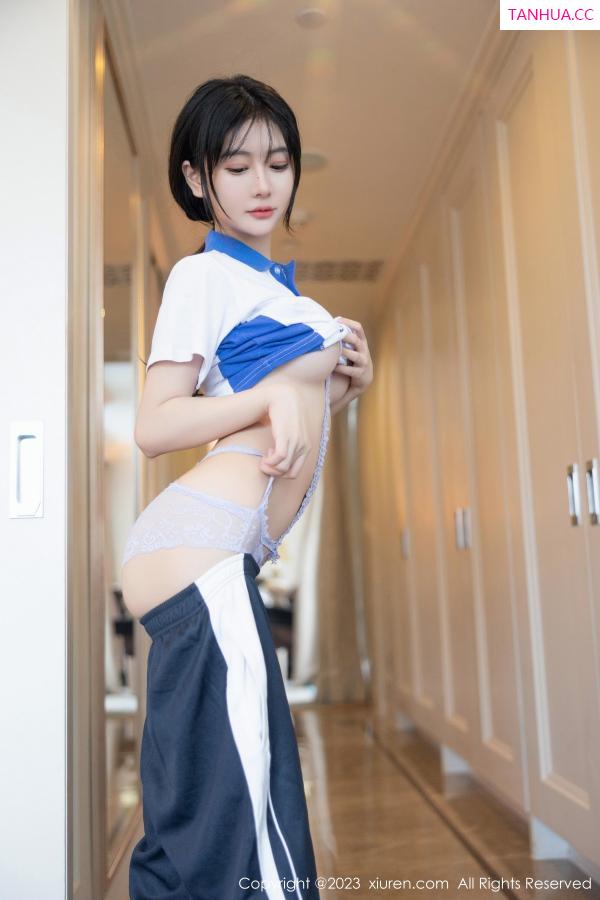  [XiuRen]高清写真图 2023.07.14 No.7085 幼幼 学生美腿第31张图片